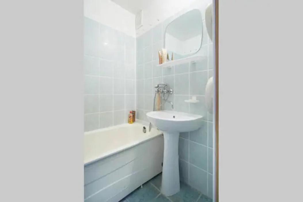 Cozy Private Room In A Three Room Apartment Free Parking Feel Like At Home فيلنيوس المظهر الخارجي الصورة